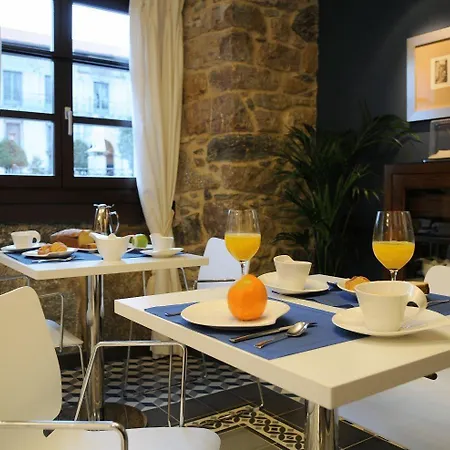 Hotel Antiguo Casino 3*