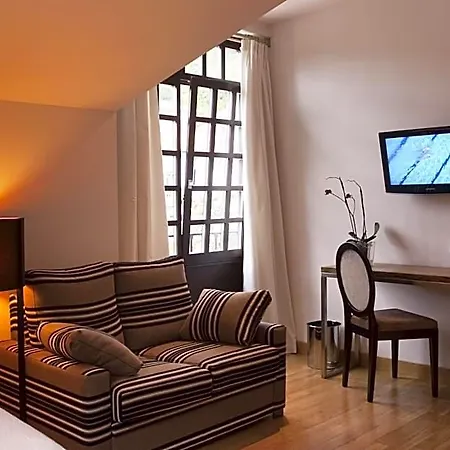 Antiguo Casino Hotel
